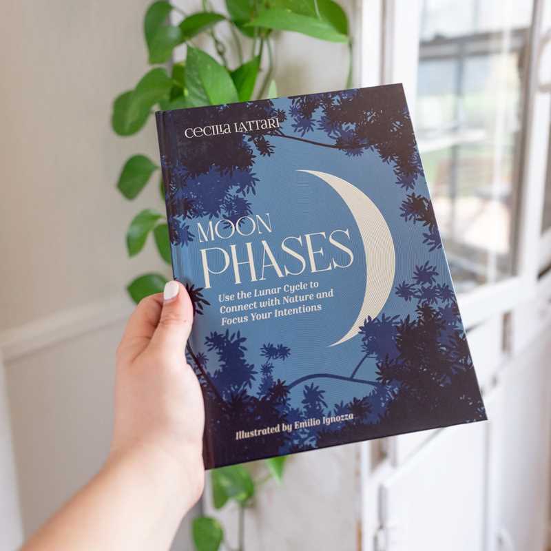 Moon Phases by Cecilia Lattari: Hardcover; 160 pages / English