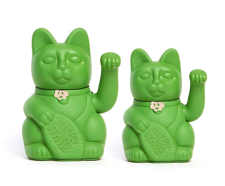 Green Hulk Luckycat Decorative Tabletop Object: M - 15x10x6 cm